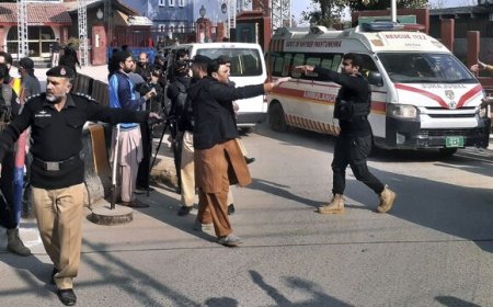 حمله انتحاری در پاکستان با ۲ کشته و ۲۲ زخمی