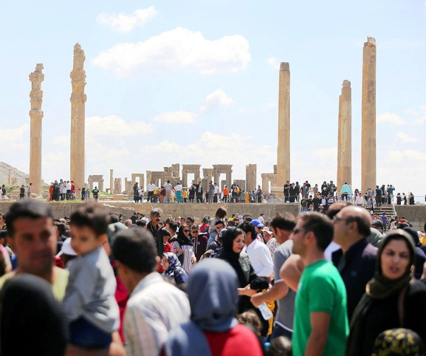 ‌سند مالکیت مجموعه جهانی تخت جمشید فردا رونمایی می‌شود