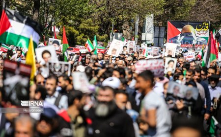 راهپیمایی شهروندان فارس در حمایت از عملیات «وعده‌صادق»