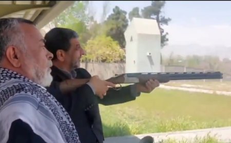 ببینید| تیراندازی عزت‌الله ضرغامی