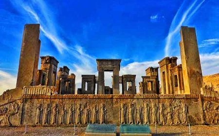 مرگ خاموش تخت‌جمشید و بیستون
