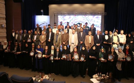 آیین پایانی و معرفی برگزیدگان دومین جشنواره شهید آوینی در دانشگاه شیراز 
