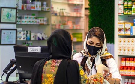رئیس سازمان غذا و دارو: کجای دنیا برای ارائه درمان از دین و اعتقادات بیمار سوال می‌کنند؟!