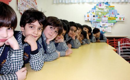دریافت پول هنگام ثبت‌نام صرفا برای کتاب، بیمه و فرم مدرسه مجاز است