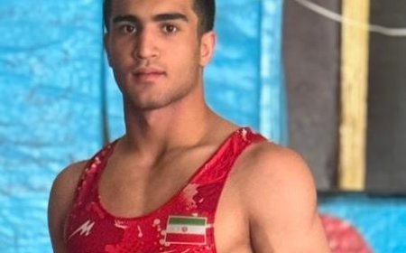 حسام موسوی کشتی گیر فارسی: امیدوارم با کسب قهرمانی جهان و المپیک سبب خوشحالی مردم عزیز کشورمان شوم