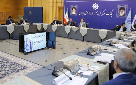 تسلط بانک مرکزی در بازار ارز بیشتر می‌شود/ اجرای ریال برون‌مرزی با روسیه؛ به زودی