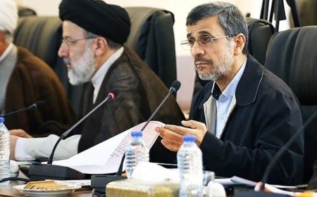 نفوذ محمود احمدی نژاد در دولت رئیسی به روایت امیری فر