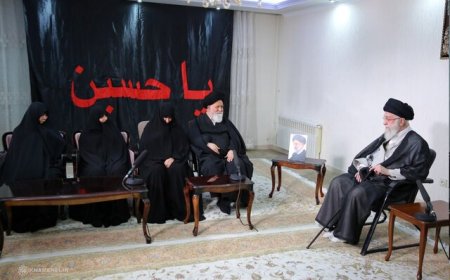 حضور رهبر انقلاب در منزل رئیس‌جمهور شهید