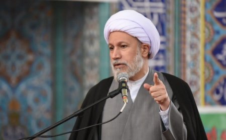 امام جمعه شیراز: همه باید ادامه دهندگان راه شهدای خدمت باشیم