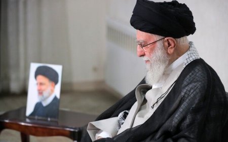 رهبر انقلاب : تشییع مردمی رئیس‌جمهور پیام قوت جمهوری اسلامی به همه دنیا بود