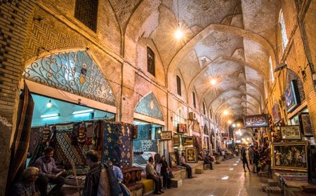 بازار وکیل شیراز مهیای 14 پروژه مرمت