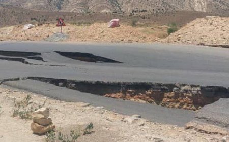 شکاف و فرونشست عمیق در جاده سیاخ دارنگون شیراز