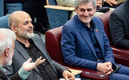 در سفر یک روزه وزیر کشور به فارس چه گذشت؟/ تداوم خدمت‌رسانی شهید جمهور