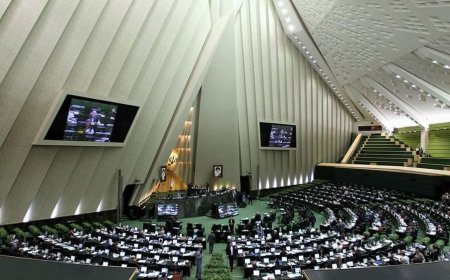 واکنش نمایندگان به گزارش خاندوزی درباره وضعیت اقتصادی