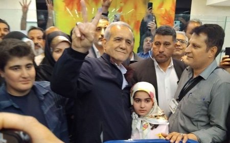 پزشکیان: گردنم همچنان در گرو گفته‌هایم است