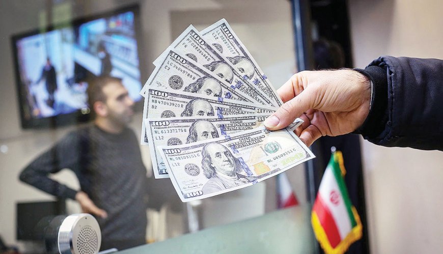 پیش بینی یک اقتصاددان درباره نرخ ارز در سال ۱۴۰۳/ قیمت دلار به چه عددی می‌رسد؟