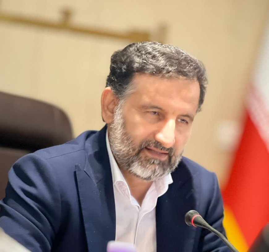 تندباد و توفان به شبکه و تاسیسات برق رسانی مناطق شرق و شمال هرمزگان آسیب زد