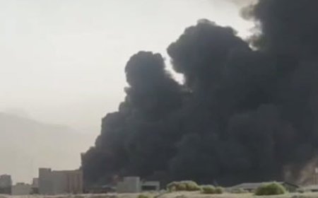 آتش‌سوزی بزرگ انبار شیمیایی در جاده قدیم کرج