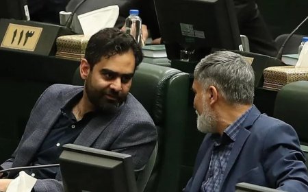ثابتی جای پای احمدی‌نژاد گذاشت