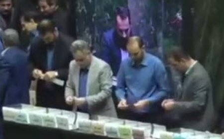 فرایند رای گیری و شمارش آراء اعتماد وزرای پیشنهادی دولت در مجلس