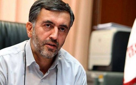 عبدالله گنجی: آقای پزشکیان مراقب نهال نوپای وفاق باش