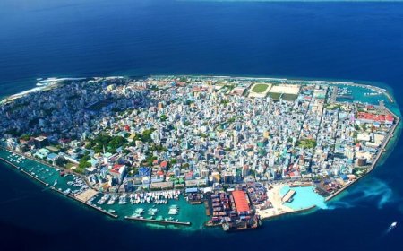 پایتختی میان اقیانوس
