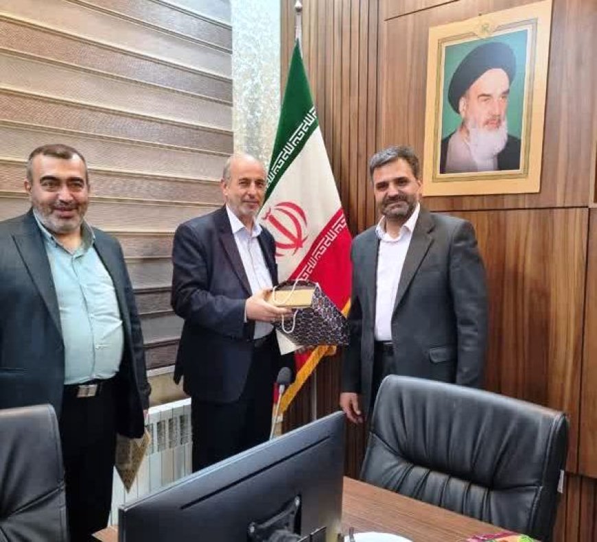 فارس ، جایگاه  استان برتر کانون تخصصی قرآن کریم آستان قدس رضوی را به دست آورد
