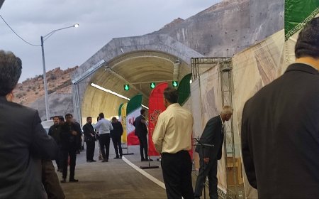 ببینید| آیین افتتاح و آغاز عملیات اجرایی ۱۰۹ پروژه در قالب جهش عمرانی کلانشهر شیراز
