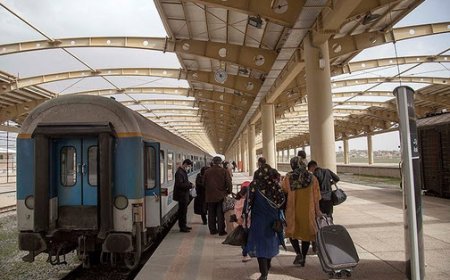 آغاز پیش‌فروش بلیت قطار آذر از فردا