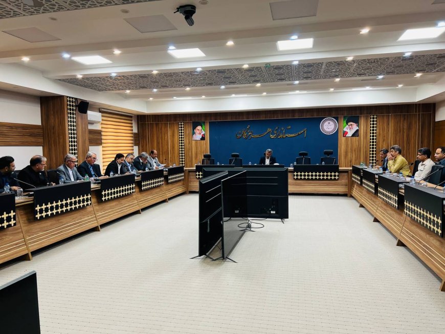 دستگاههای اجرایی  هرمزگان مکلف به تامین 20 درصد  انرژی مصرفی از برق خورشیدی هستند