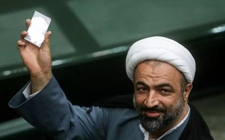 طعنه سنگین عصر ایران به حمید رسایی: اعتقادات مردم با دیدن بازوهای لخت یک خواننده خانم لخت نمی شود/اگر شما دچار حواس پرتی می شوید مشکل خودتان است