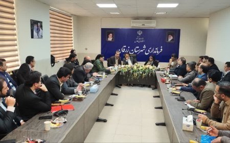 صنایع مستقر در زرقان باید بیش از این به مسوولیت اجتماعی خود عمل کنند