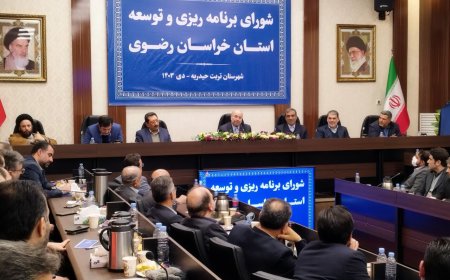 رییس مجلس: مردم از مدیریت اقتصادی ناراضی هستند