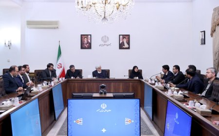 عارف: هیچگاه هیچکسی را به‌خاطر تفکر سیاسی‌اش حذف نکرده‌ام