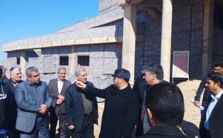 استاندار فارس: تکمیل دسترسی‌ها از صدرا برای توسعه شهری و درمانی فارس مهم است