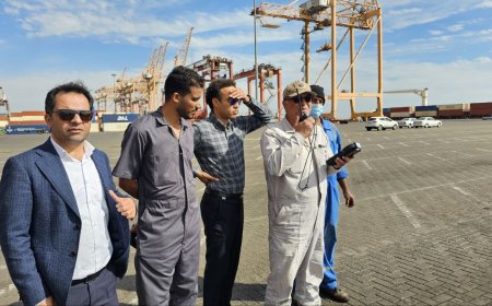 تصاویری از انجام عملیات تست قدرت کششی یدک‌کش‌های بندر شهید رجایی
