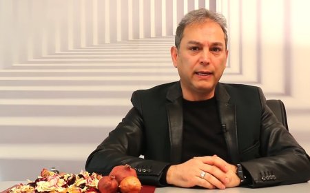 زوم روی کتاب