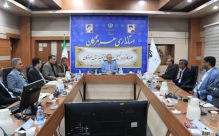 استاندار هرمزگان:  با خرد جمعی می‌توان از سد ناترازی‌ها گذر کرد