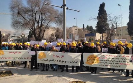تجمع کلاه‌زردهای فارس مقابل استانداری/ حقوق‌ها را قیچی نکنید!