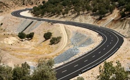 محور دشت ارژن به ابوالحیات در استان فارس بسته شد