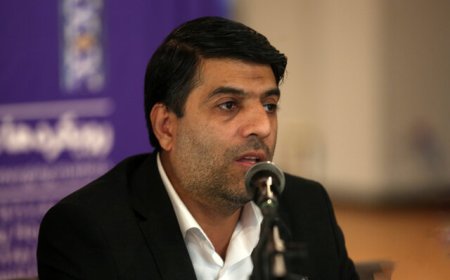 نشست مطبوعاتی مدیرکل میراث فرهنگی، گردشگری و صنایع دستی استان فارس