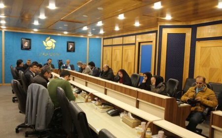 مدیرکل صدا و سیما فارس: مخاطب‌شناسی در تبیین دستاوردهای انقلاب مدنظر قرار گیرد