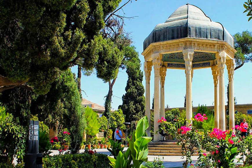 اماکن تاریخی فارس امروز تعطیل نیستند