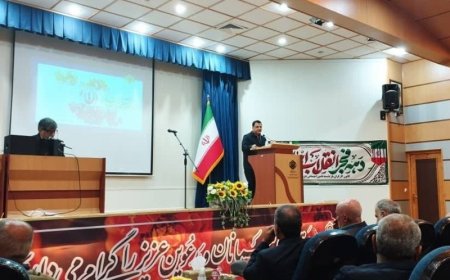 جشن بزرگ کارگری ویژه گرامیداشت دهه فجر در شیراز برگزار شد