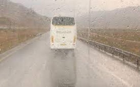 بارش باران در ۳ محور مواصلاتی فارس