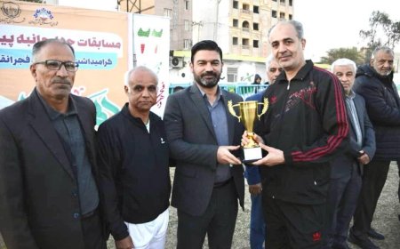 شهرداری آبادان قهرمان فوتبال پیشکسوتان خورستان شد