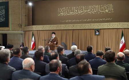 رهبر انقلاب: روز ۲۲ بهمن امسال یک قیام مردمی و یک حرکت بزرگ ملی بود