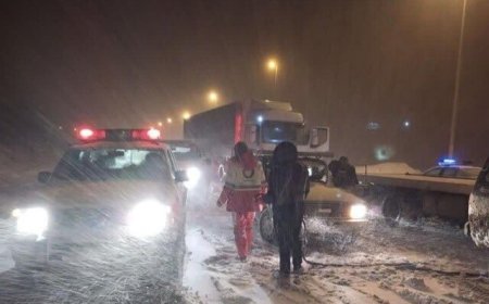 بارش شدید برف و باران در ۲۰ محور مواصلاتی فارس