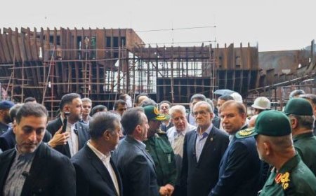 تحویل ۱۰ شناور گارد ساحلی به اداره بنادر و دریانوردی بوشهر