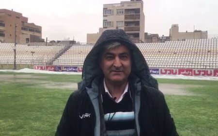 توضیحات ناظر فدراسیون فوتبال درباره دیدار فجر سپاسی و شهرراز در هوای بارانی شیراز